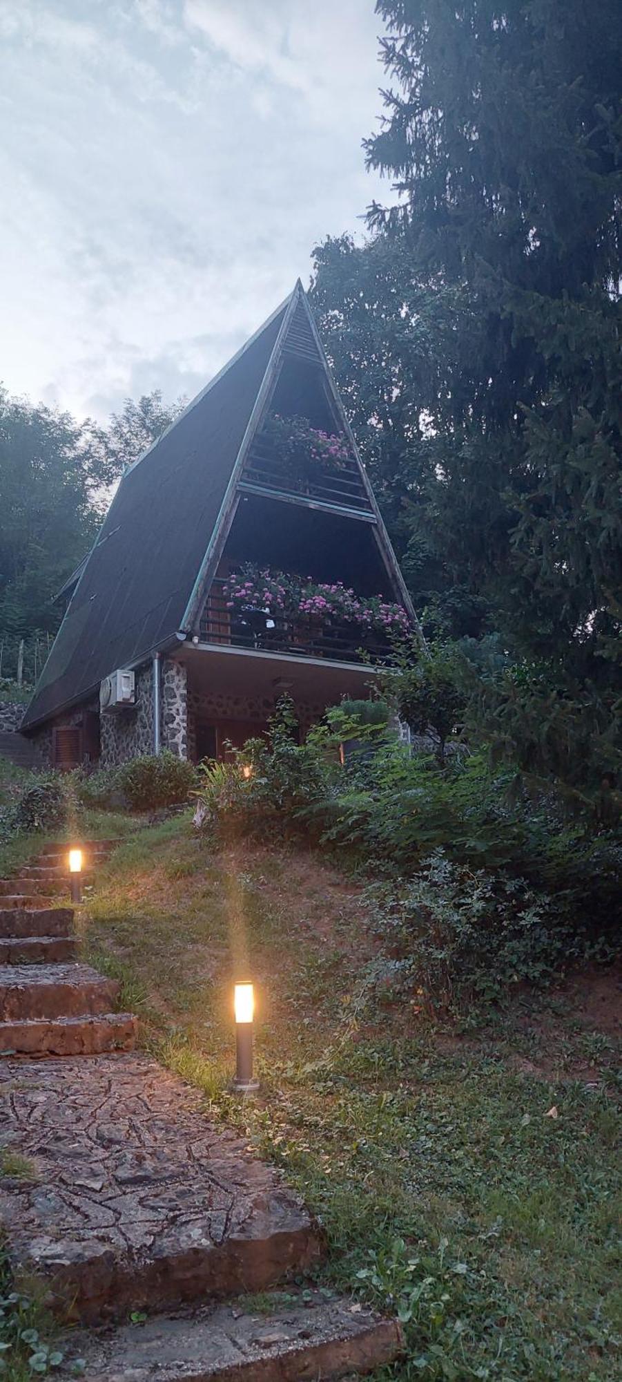Holiday Home Dragonfly River House On Korana Near Plitvice And Mreznica Barilovic Luaran gambar